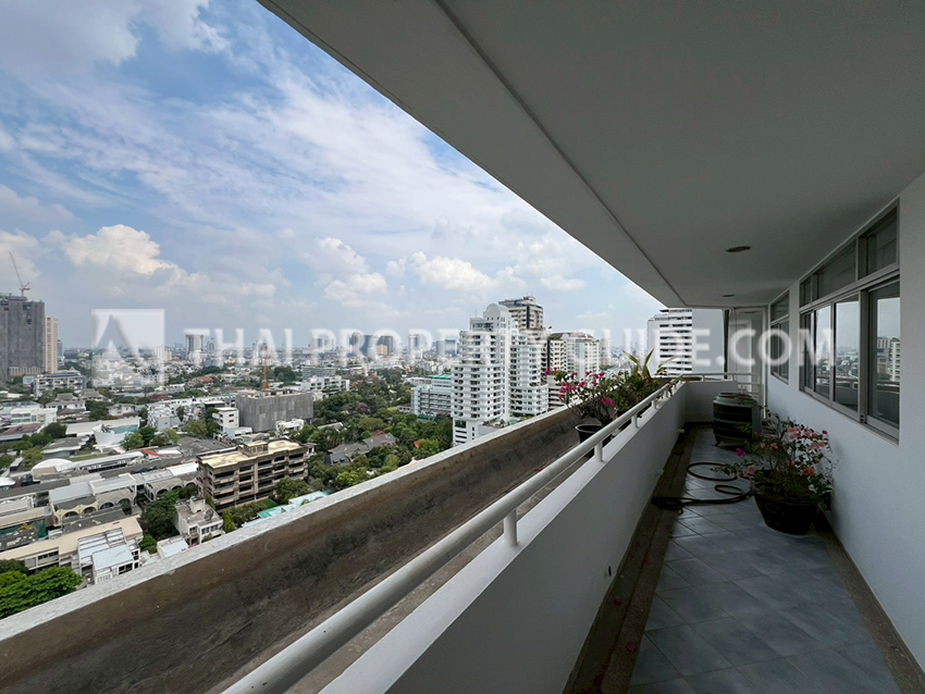 Condominium in Sukhumvit 