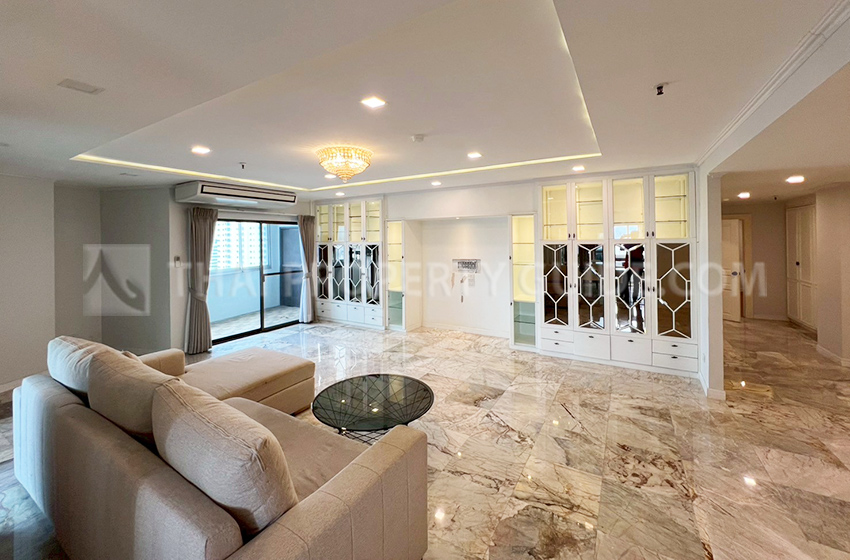 Condominium in Sukhumvit 