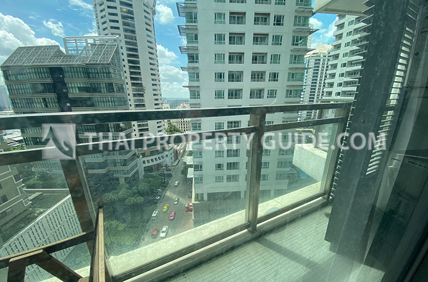 Condominium in Sukhumvit : Bright Sukhumvit 24 