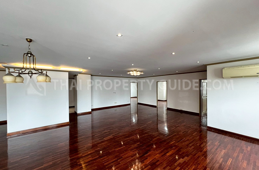 Condominium in Sukhumvit 