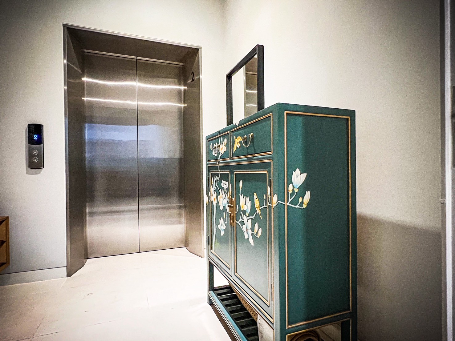 Condominium in Sukhumvit : Vittorio Condominium at Sukhumvit 39 