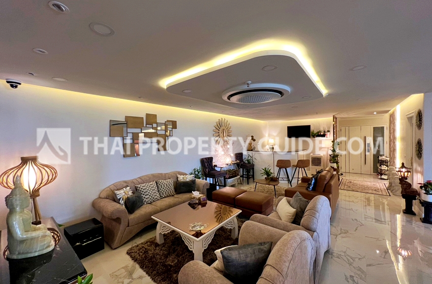 Condominium in Sukhumvit 