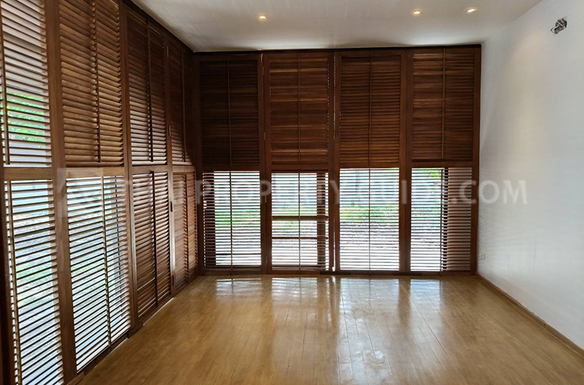 House in Chaengwattana (near Nichada Thani)