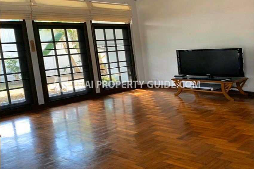 House in Phaholyothin 