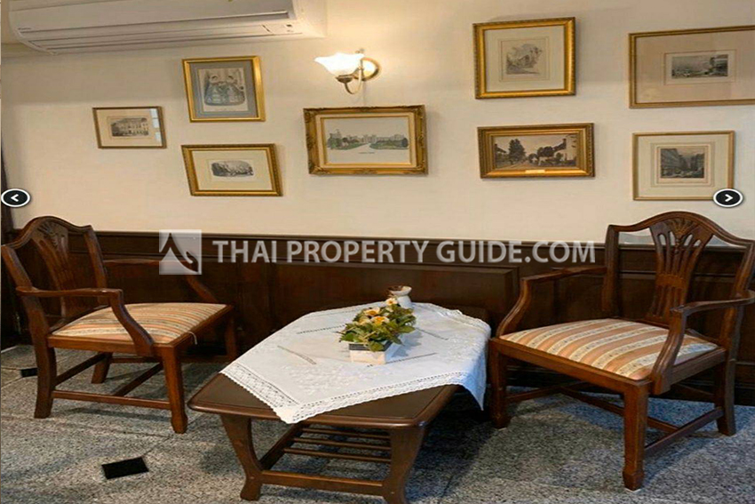 House in Phaholyothin 
