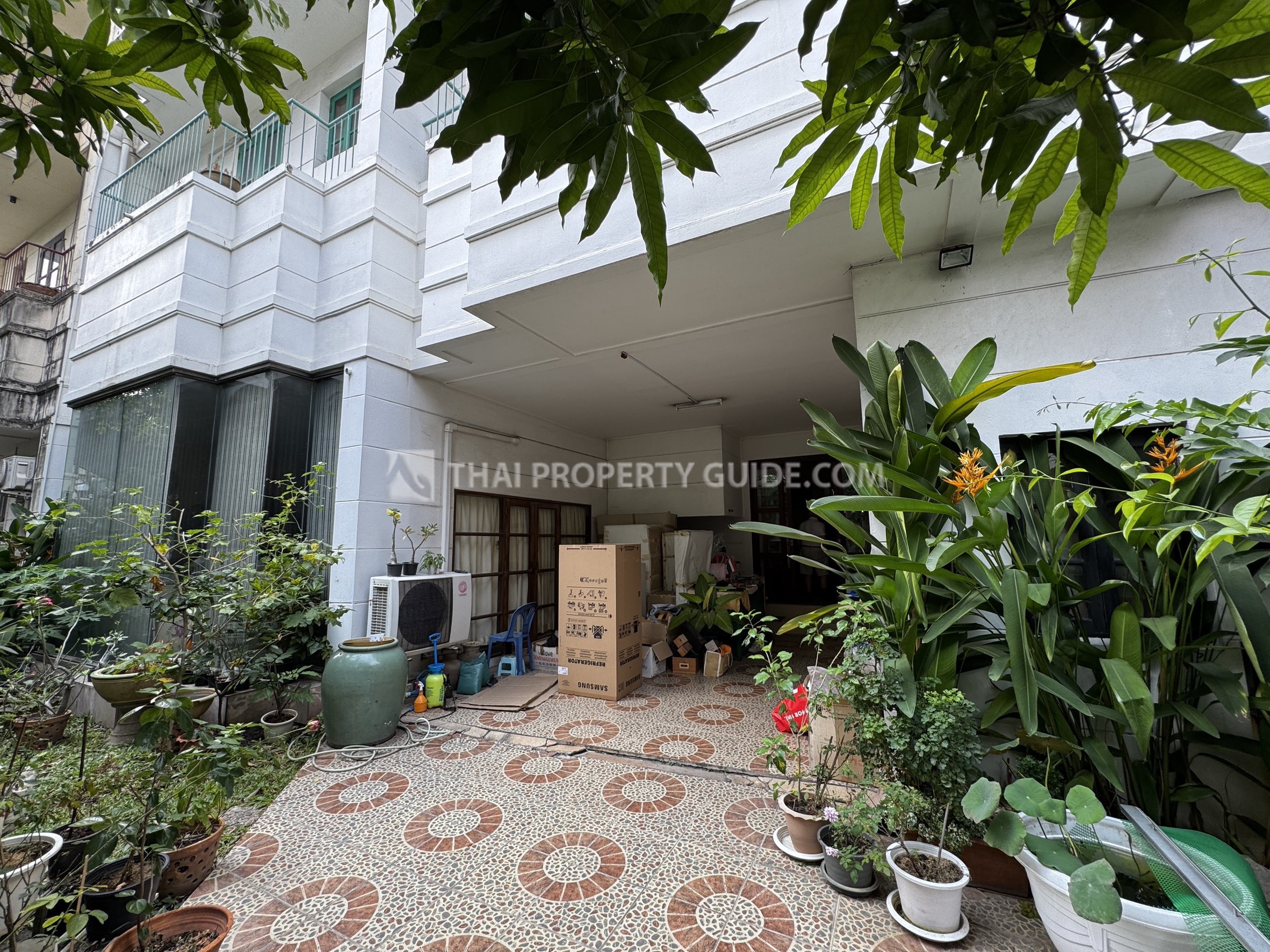 House for sale in Phaholyothin