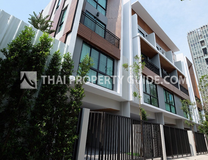 House for rent in Sathorn