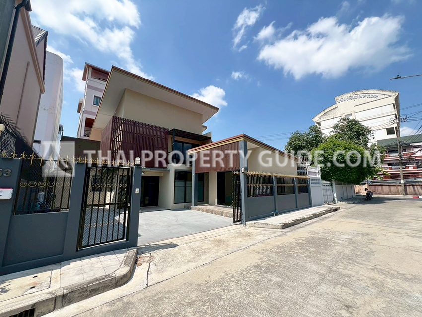 House in Sathorn