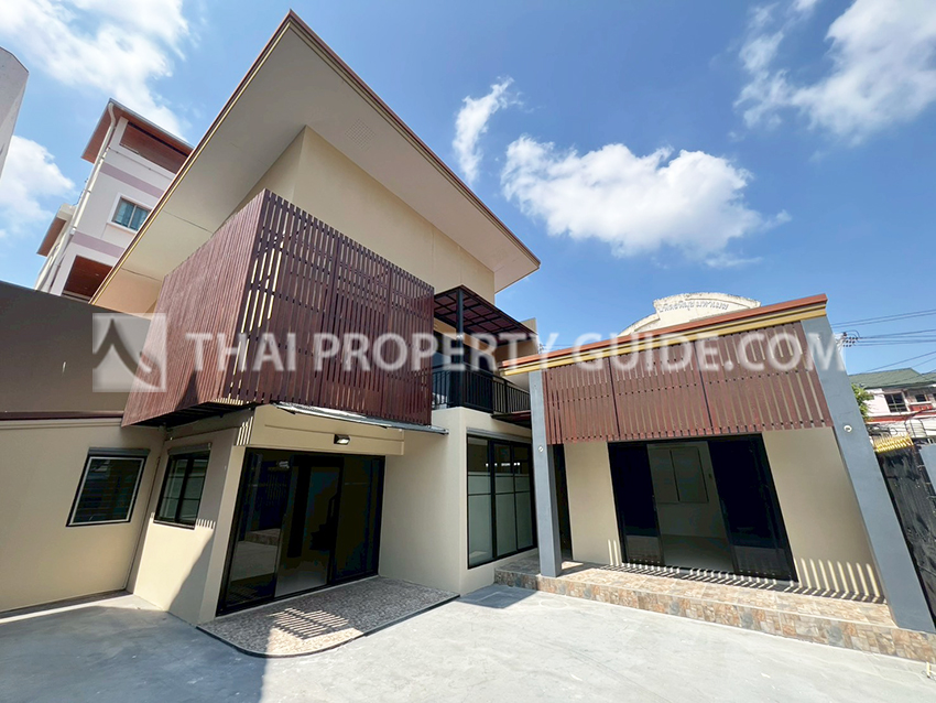 House in Sathorn 