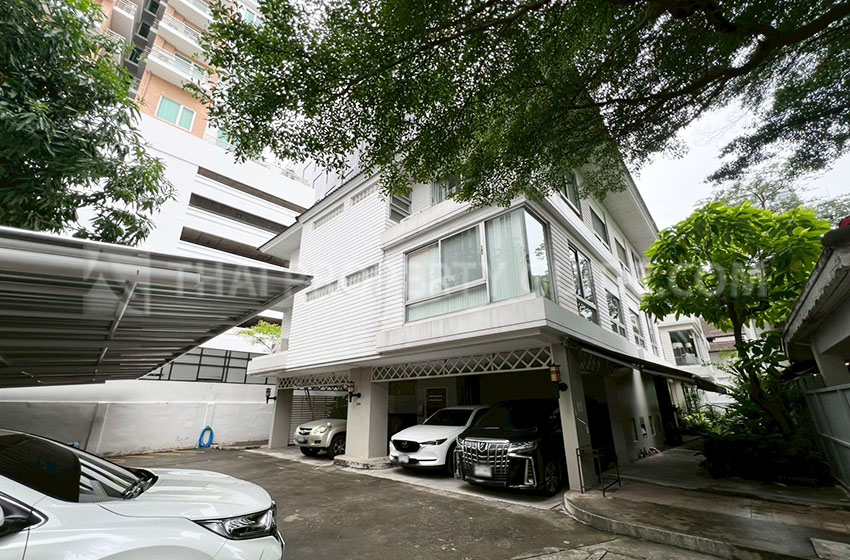 House in Sukhumvit 