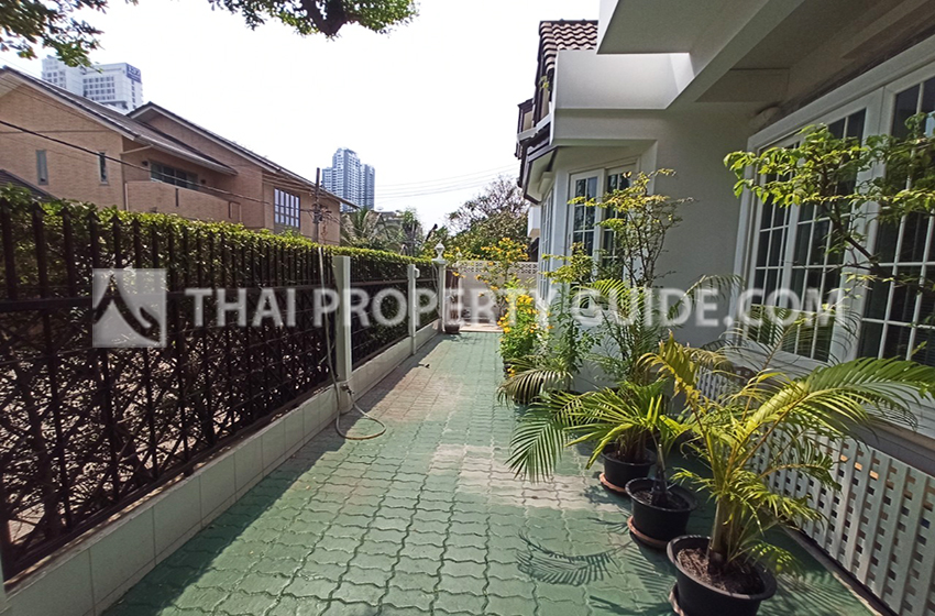 House in Sukhumvit 