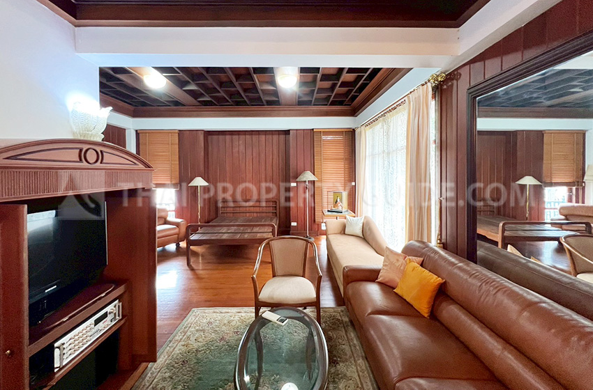House in Sukhumvit 
