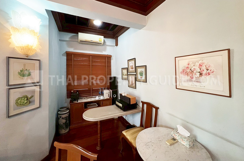 House in Sukhumvit 
