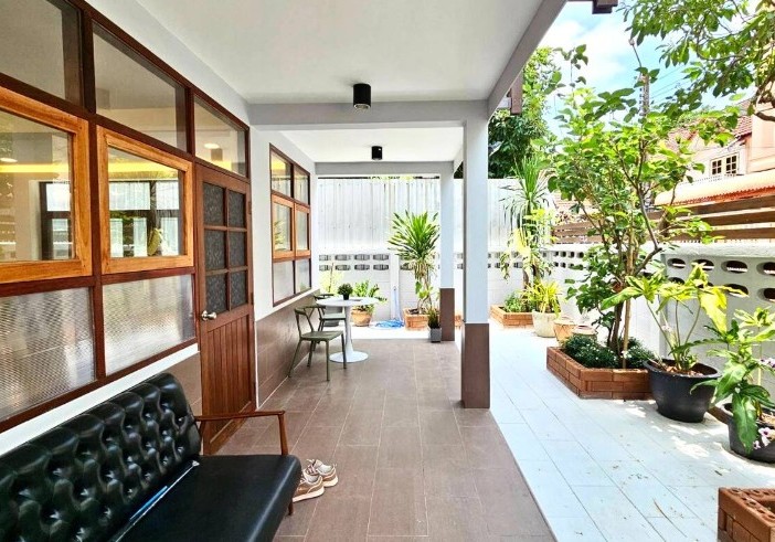 House in Sukhumvit 
