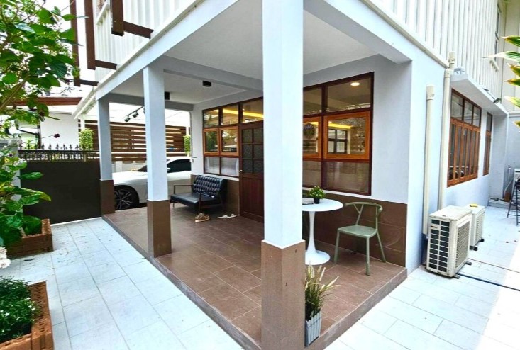 House in Sukhumvit 