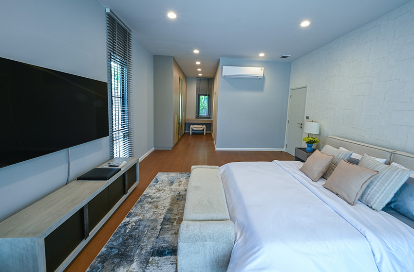 House with Private Pool in Bangnatrad 