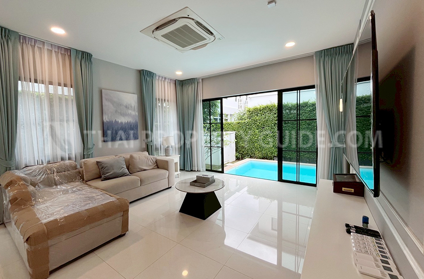 House with Private Pool in Krung Thep Kritha 