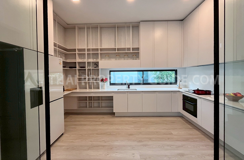 House with Private Pool in Krung Thep Kritha 