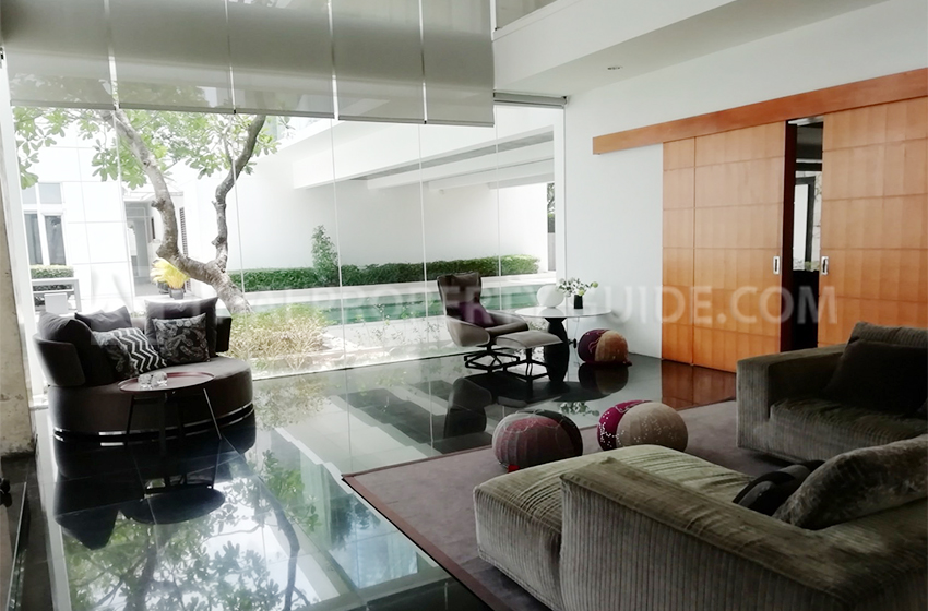 House with Private Pool in Nichada Thani 