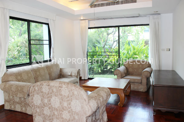 House with Private Pool in Nichada Thani 