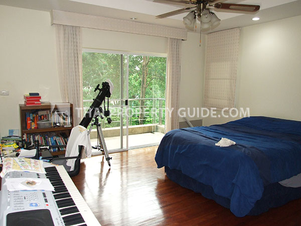 House with Private Pool in Nichada Thani 