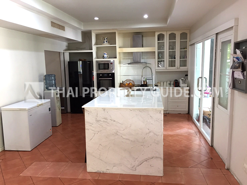 House with Private Pool in Nichada Thani 