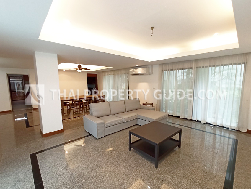 House with Private Pool in Nichada Thani 