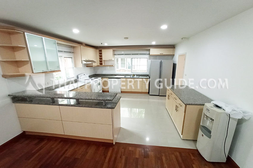 House with Private Pool in Nichada Thani 