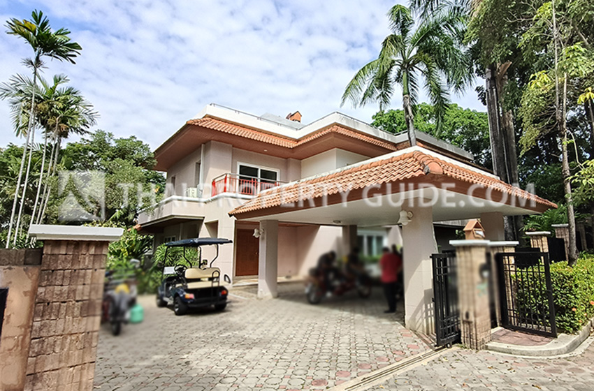 House with Private Pool in Nichada Thani 