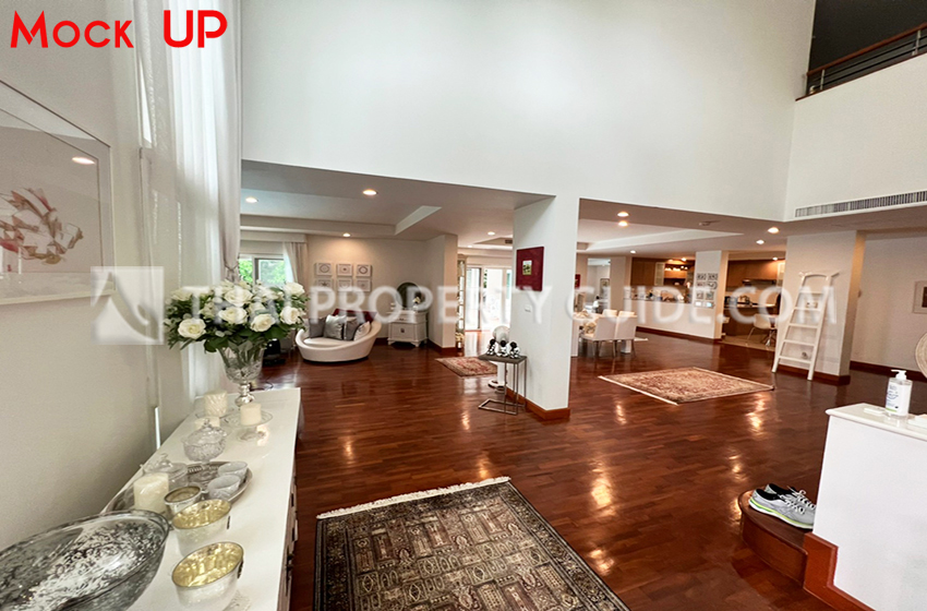 House with Private Pool in Nichada Thani 
