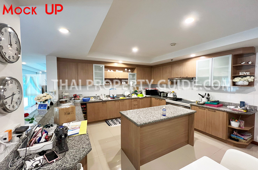 House with Private Pool in Nichada Thani 