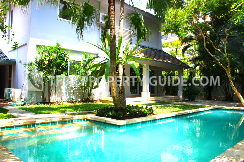 House with Private Pool for rent in Nichada Thani