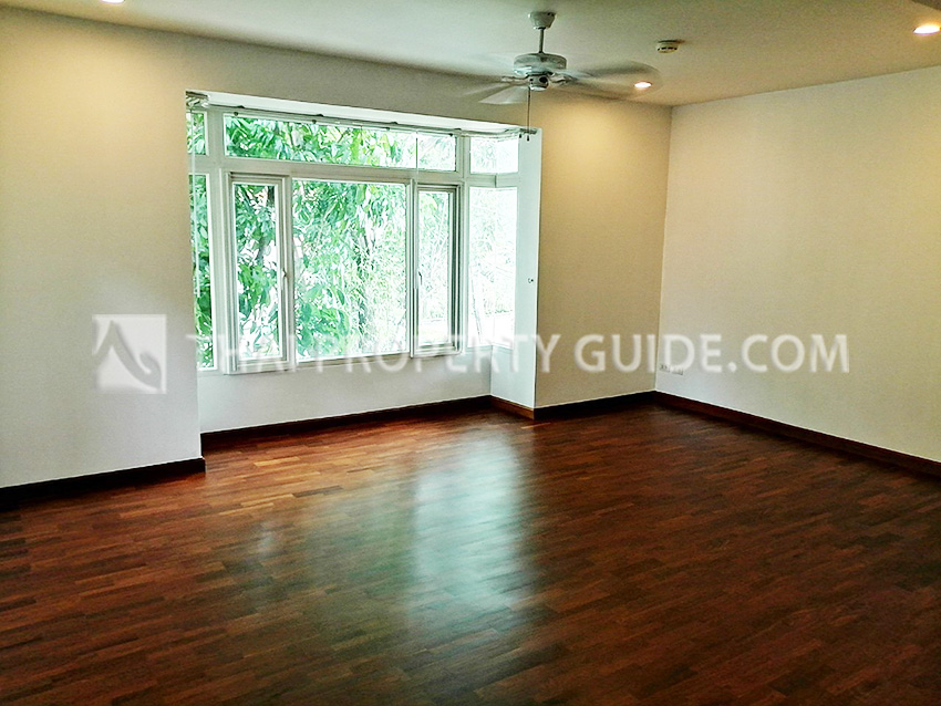 House with Private Pool in Nichada Thani 