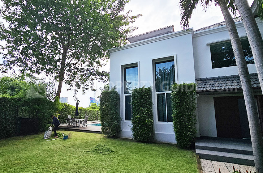House with Private Pool in Nichada Thani 
