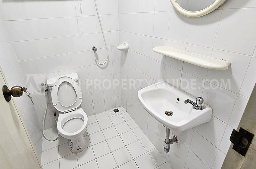House with Private Pool in Nichada Thani 