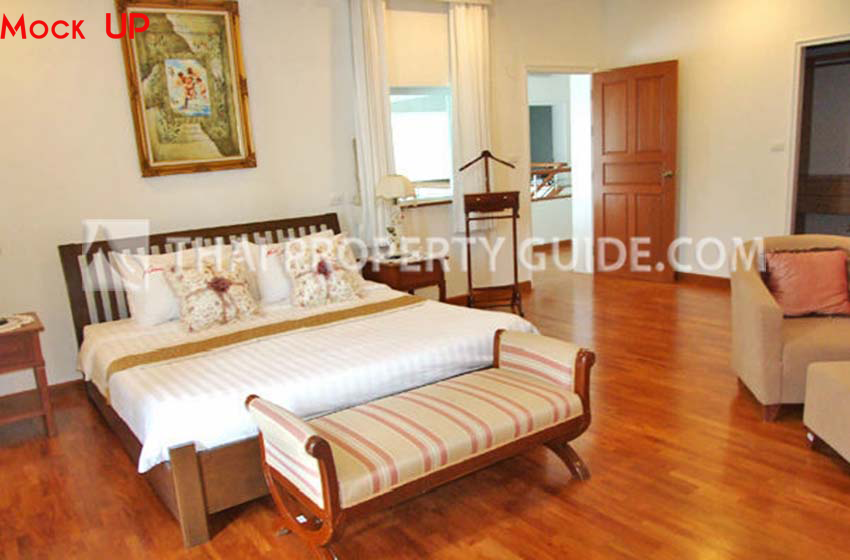 House with Private Pool in Nichada Thani 