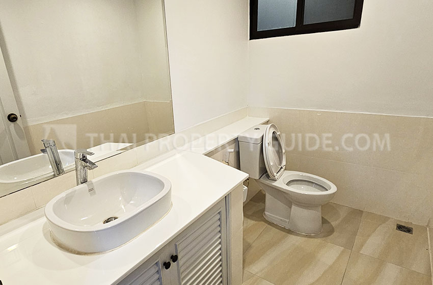 House with Private Pool in Nichada Thani 