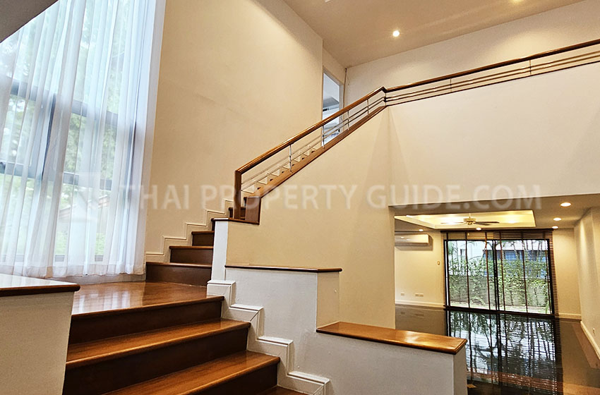 House with Private Pool in Nichada Thani 