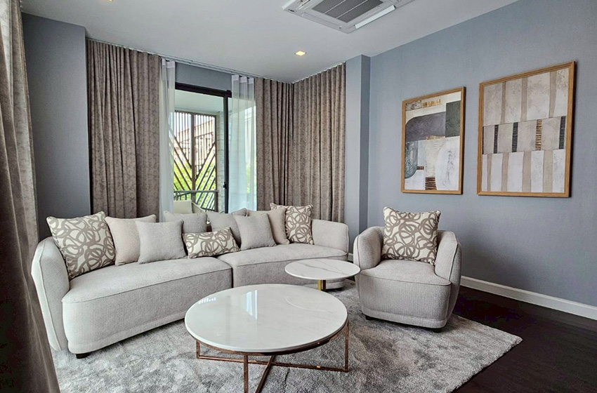 House with Private Pool in Pattanakarn 