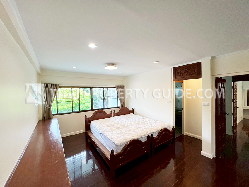 House with Private Pool in Sukhumvit : Panya Village On-Nut 