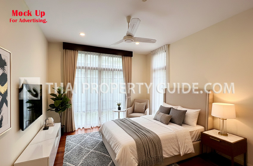 House with Private Pool in Sukhumvit 