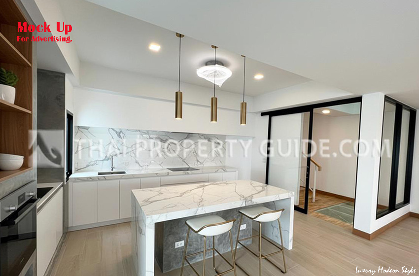 House with Private Pool in Sukhumvit 