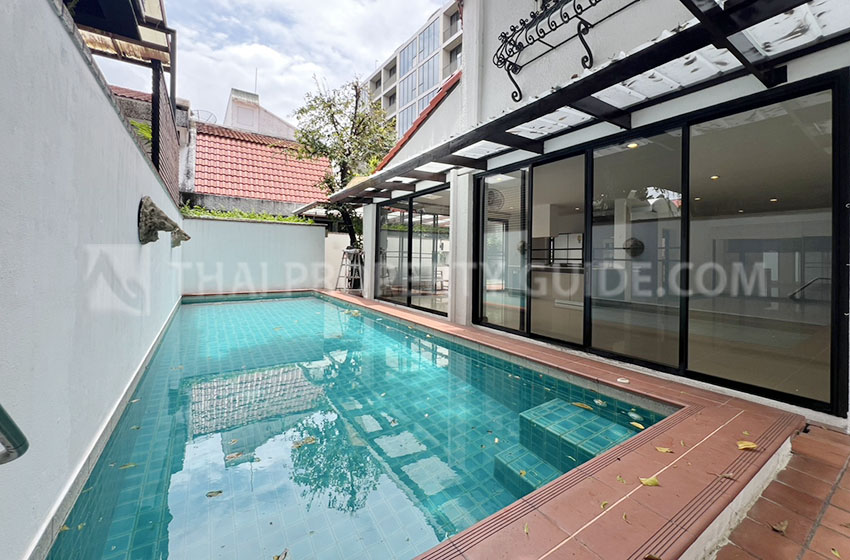 House with Private Pool in Sukhumvit