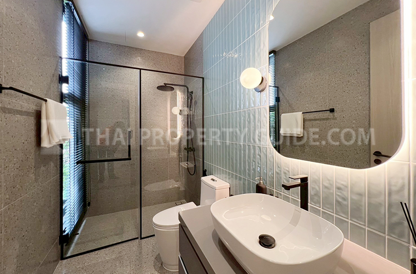 House with Private Pool in Sukhumvit 