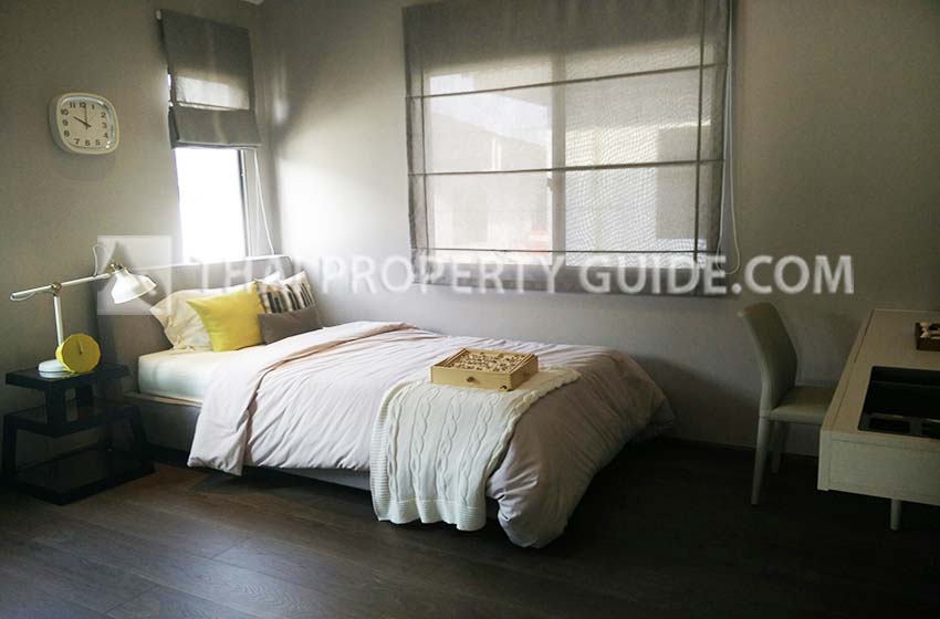 House with Shared Pool in Bangnatrad 
