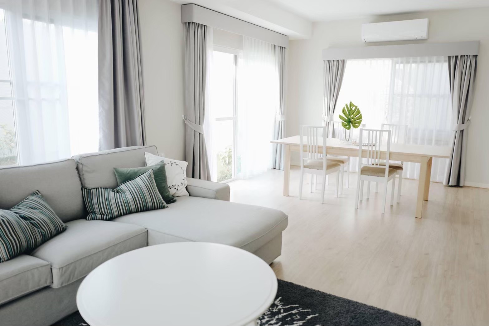 House with Shared Pool in Bangnatrad 