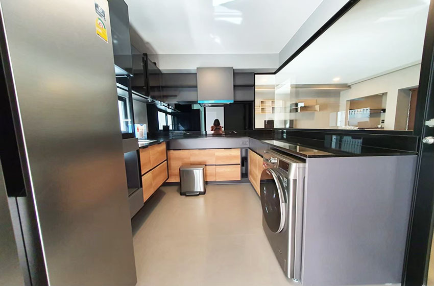 House with Shared Pool in Bangnatrad 