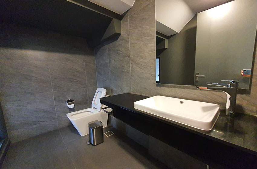 House with Shared Pool in Bangnatrad 