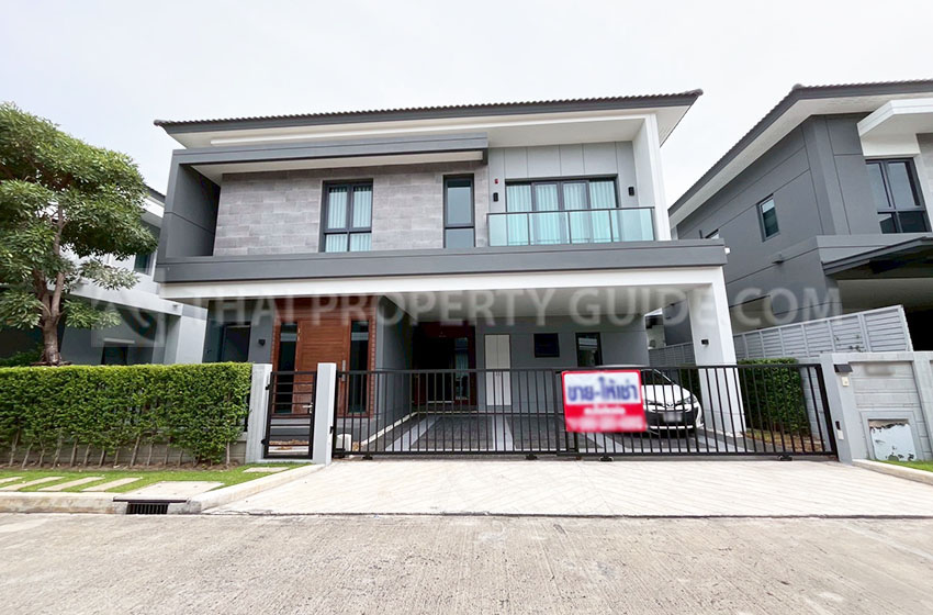 House with Shared Pool for rent in Bangnatrad