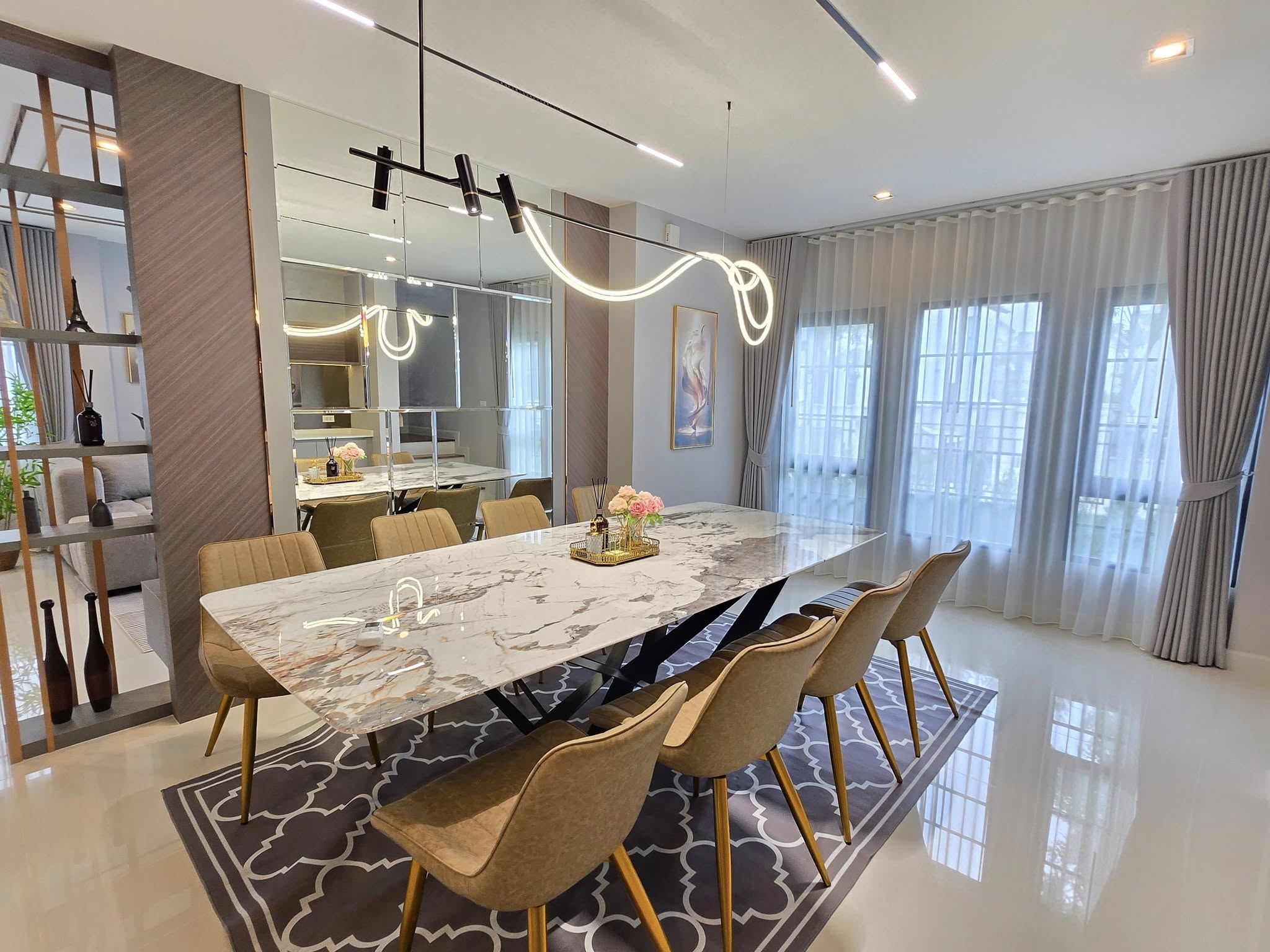 House with Shared Pool in Bangnatrad 